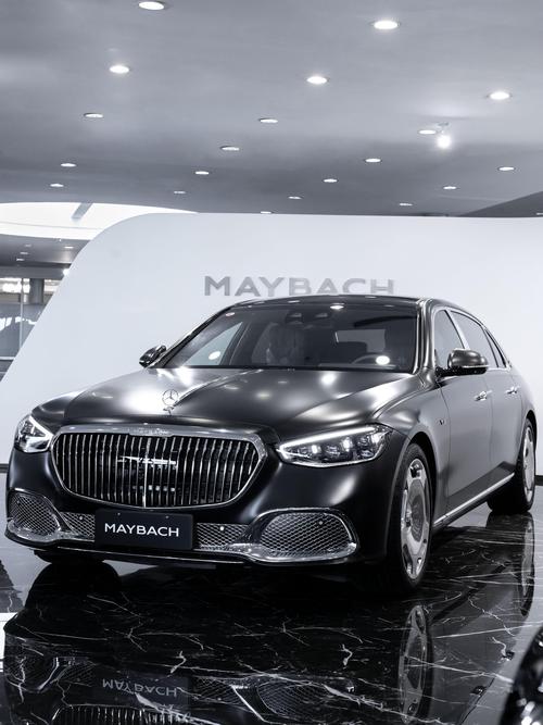 广州327岚图汽车的售后服务让用户无忧出行，迈巴赫未来的豪华车趋势